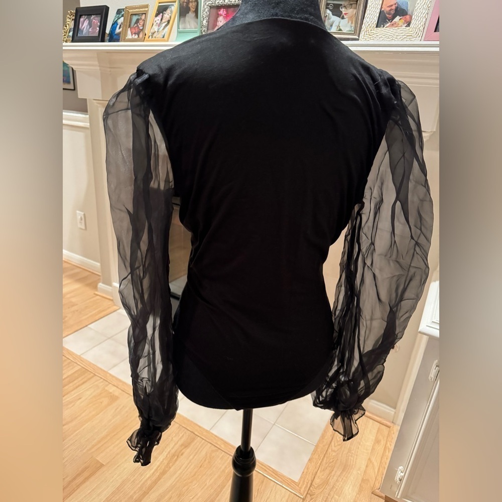 HUTCH Black Puff Sleeve V Neck Bodysuit Size Medium VGUC - Picture 9 of 10